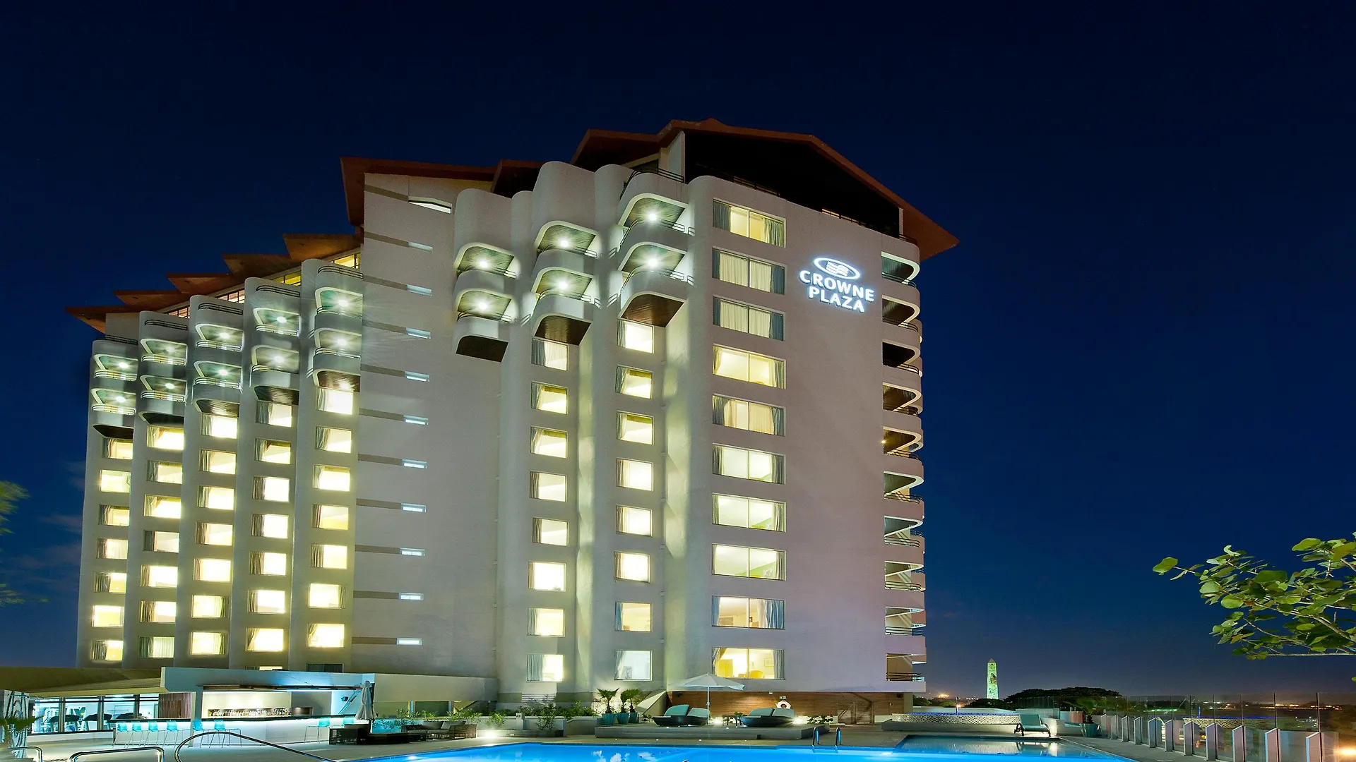 Отель Crowne Plaza Santo Domingo By Ihg