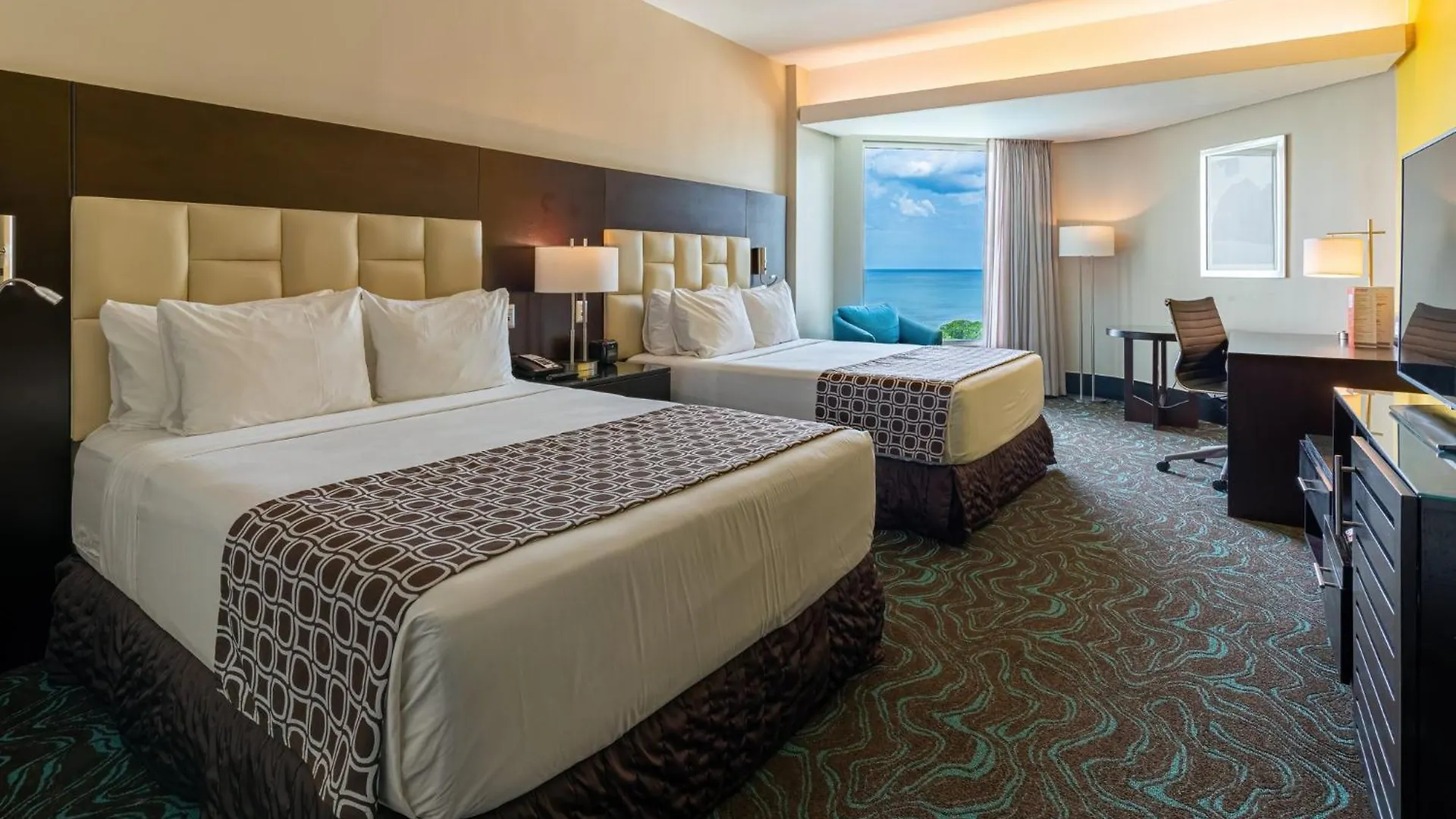Отель Crowne Plaza Santo Domingo By Ihg